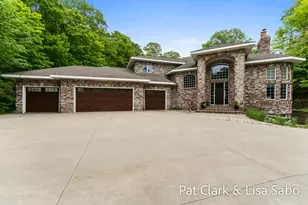 17337 Mountain Plat Dr, Grand Haven, MI 49417 - Photo 1