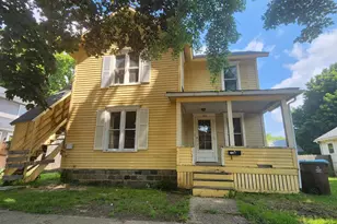 212 W Ash St, Albion, MI 49224 - Photo 1