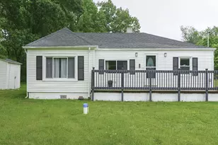 879 Carberry Rd, Niles, MI 49120 - Photo 1