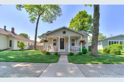 2018 Oak Avenue, Muskegon, MI 49445 - Photo 1