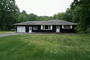 2909 Hall Rd, Muskegon, MI 49442 - Photo 1
