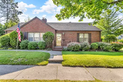 1915 S West Avenue, Jackson, MI 49203 - Photo 1