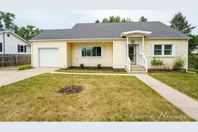 716 W Oak Street, Greenville, MI 48838 - Photo 1