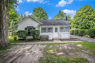 418 W North St, Tekonsha, MI 49092 - Photo 1