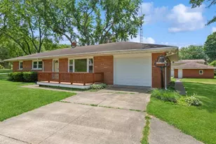 3202 Niles Buchanan Rd, Buchanan, MI 49107 - Photo 1