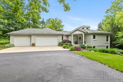 2929 16th Avenue, Hudsonville, MI 49426 - Photo 1