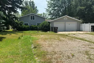 6870 121st Ave, Fennville, MI 49408 - Photo 1