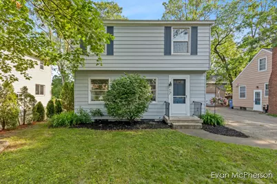 1024 Hoyt Street SE, Grand Rapids, MI 49507 - Photo 1