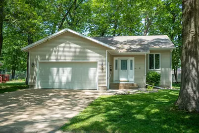 1052 Wildwood Lane, Muskegon, MI 49441 - Photo 1