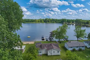 135 Teal Dr, Coldwater, MI 49036 - Photo 1