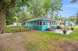 3181 N Lakeshore Dr, Ludington, MI 49431 - Photo 1