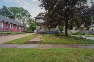 58 Maple Grove Ave, Battle Creek, MI 49017 - Photo 1