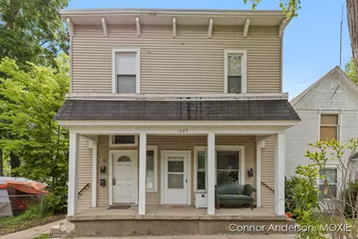 1523 Broadway Avenue NW, Grand Rapids, MI 49504 - Photo 1