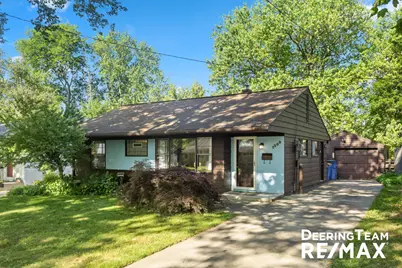 1309 Eastern Place NE, Grand Rapids, MI 49505 - Photo 1