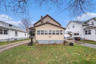 317 E Argyle St, Jackson, MI 49202 - Photo 1