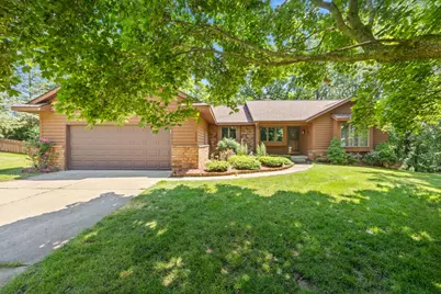 2360 Montclair Avenue NW, Walker, MI 49544 - Photo 1