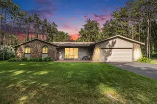 4100 Estate Dr, Holland, MI 49424 - Photo 1