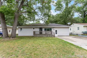 2462 Wesley Ave, Muskegon, MI 49442 - Photo 1