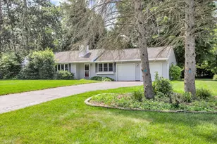 5951 Riverside Dr, Jackson, MI 49201 - Photo 1