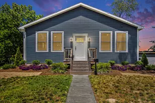 765 S Haven Pl, South Haven, MI 49090 - Photo 1