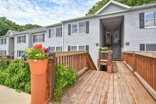 2208 Parkview Ave, Kalamazoo, MI 49008 - Photo 1