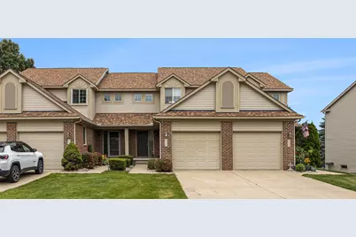 7124 Magnolia Lane, Waterford, MI 48327 - Photo 1