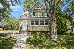 119 Calhoun St, Battle Creek, MI 49017 - Photo 1