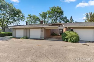 4343 Walnut Hills Dr SE, Grand Rapids, MI 49512 - Photo 1