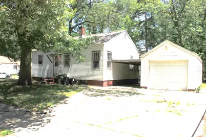 613 E Holbrook Avenue, Muskegon, MI 49442 - Photo 1