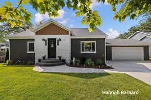 304 Dewitt Ln, Spring Lake, MI 49456 - Photo 1