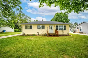 511 3rd St, Middleville, MI 49333 - Photo 1