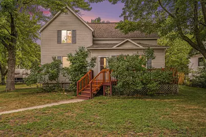 512 5th Street, Ferrysburg, MI 49409 - Photo 1