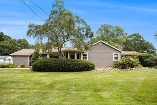 201 Woodrow Ave S, Battle Creek, MI 49015 - Photo 1