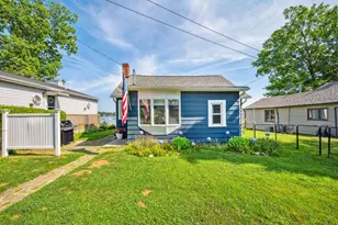 31326 Curran Beach Rd, Dowagiac, MI 49047 - Photo 1