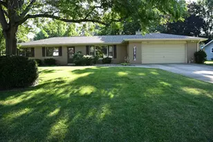 7622 Woodcrest St, Portage, MI 49024 - Photo 1