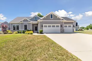 1850 Fox Prairie Rd, Saint Joseph, MI 49085 - Photo 1