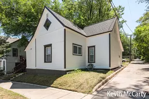 214 Bradford St NE, Grand Rapids, MI 49503 - Photo 1