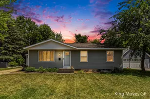 156 Gaylord Dr, Rockford, MI 49341 - Photo 1