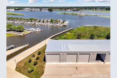 1333 Madison Avenue #61, Grand Haven, MI 49417 - Photo 1