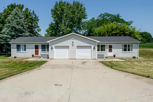 6209-6211 Hipps Hollow Rd, Eau Claire, MI 49111 - Photo 1