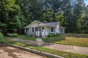 555 Prospect St, South Haven, MI 49090 - Photo 1