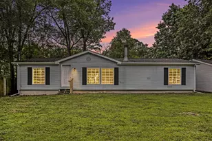 13114 Brockway Blvd, Vicksburg, MI 49097 - Photo 1