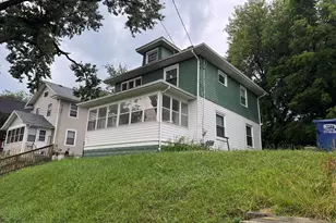 918 Orchard Pl, Jackson, MI 49203 - Photo 1