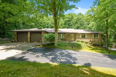 1130 W G Avenue, Kalamazoo, MI 49009 - Photo 1