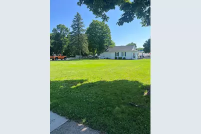 102 N Maumee, Tecumseh, MI 49286 - Photo 1