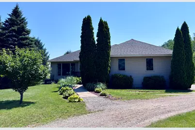 69361 Carls Road, Sturgis, MI 49091 - Photo 1