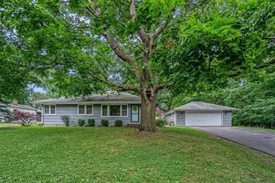 1702 Harvey Avenue, Kalamazoo, MI 49006 - Photo 1