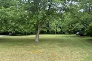 5043 W Donna Dr, Stevensville, MI 49127 - Photo 1