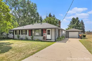 252 Jeffrey St, Cedar Springs, MI 49319 - Photo 1