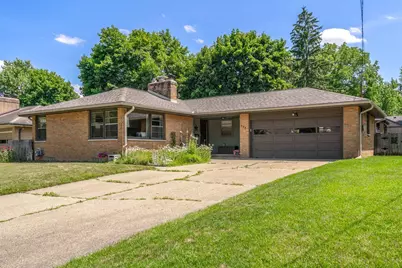 923 Par 4 Road, Kalamazoo, MI 49008 - Photo 1